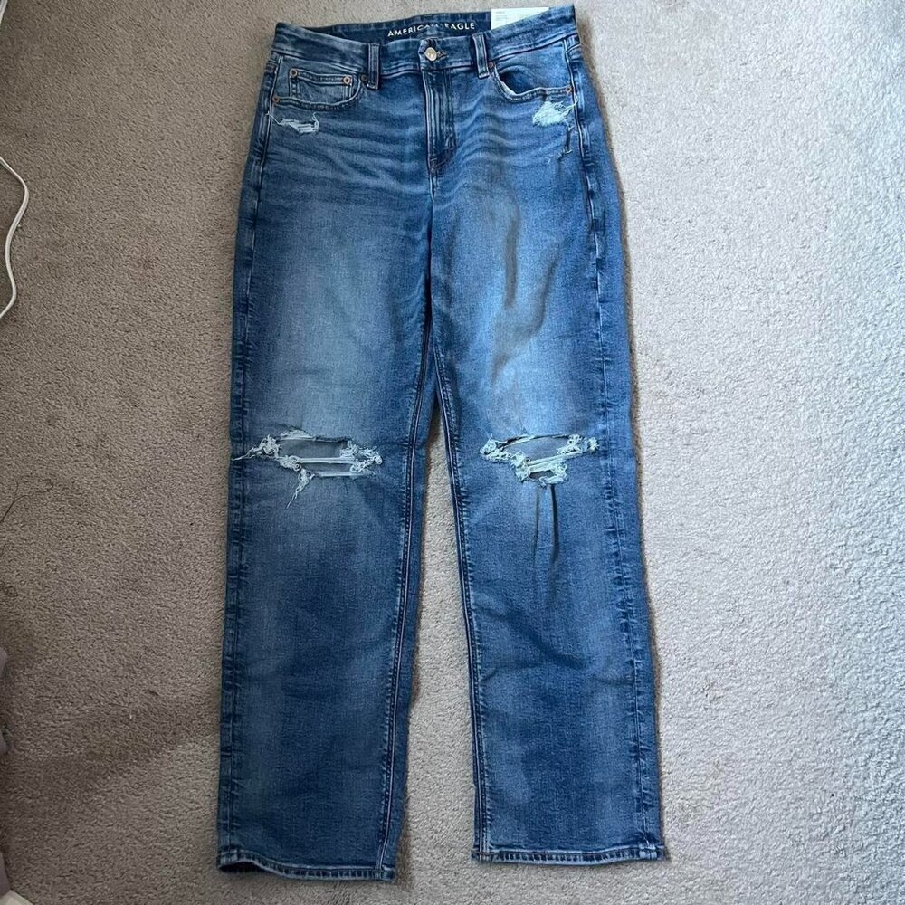 American Eagle straight leg distressed stretch jeans